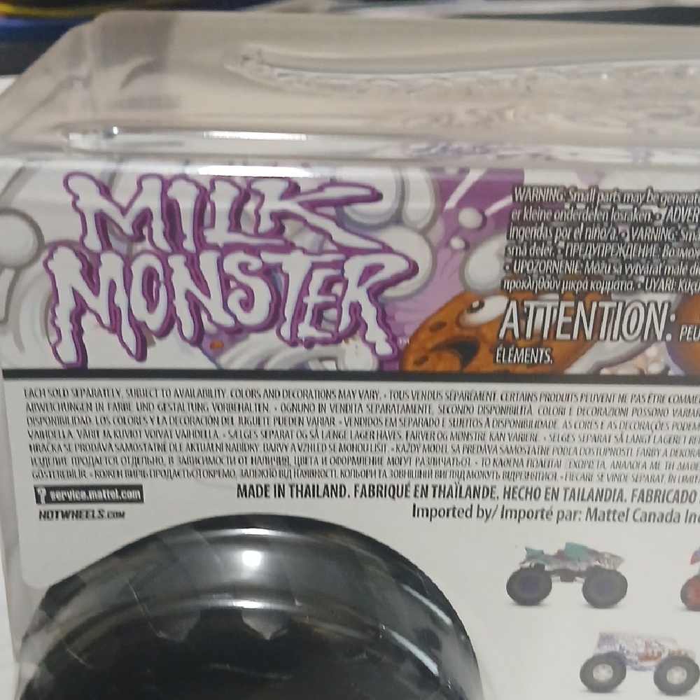 Milk Monster Oversized Monster Truck - White/Blue Hot Wheels - Picture 7 of 7